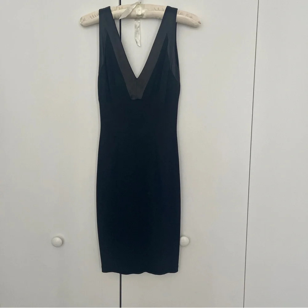 Dress V-Neck sleeveless black L Stretchy Amazone